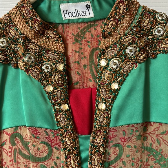 Pakistani and Indian desi outfit - Picture 2 of 9